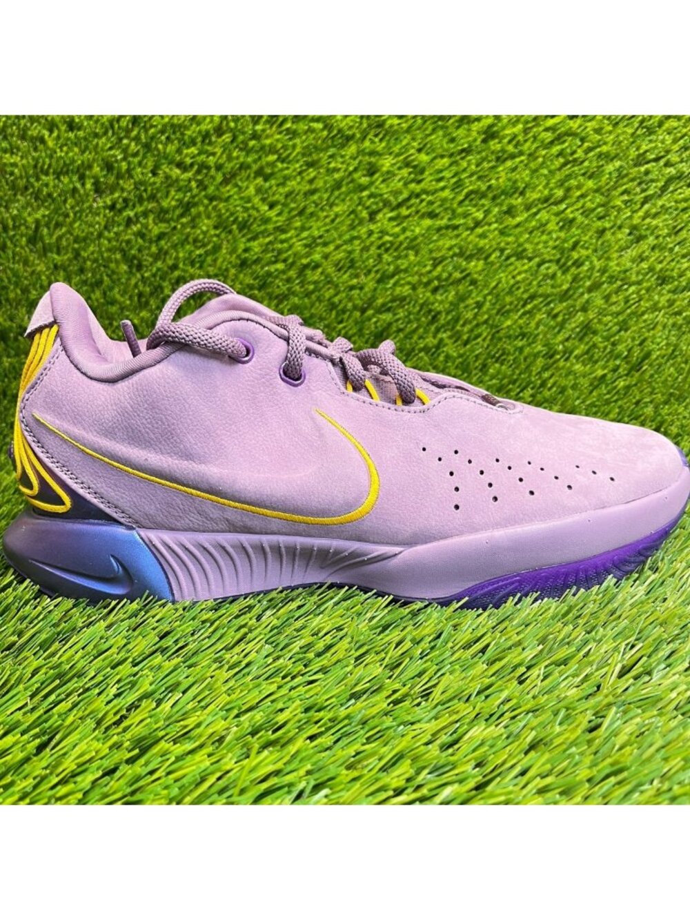 Nike LeBron 21 Mens Size 8 Purple Gold Blue Athletic Basketball Shoes Sneakers